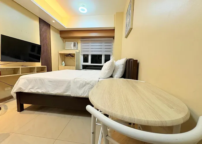 Makati Beacon 아파트